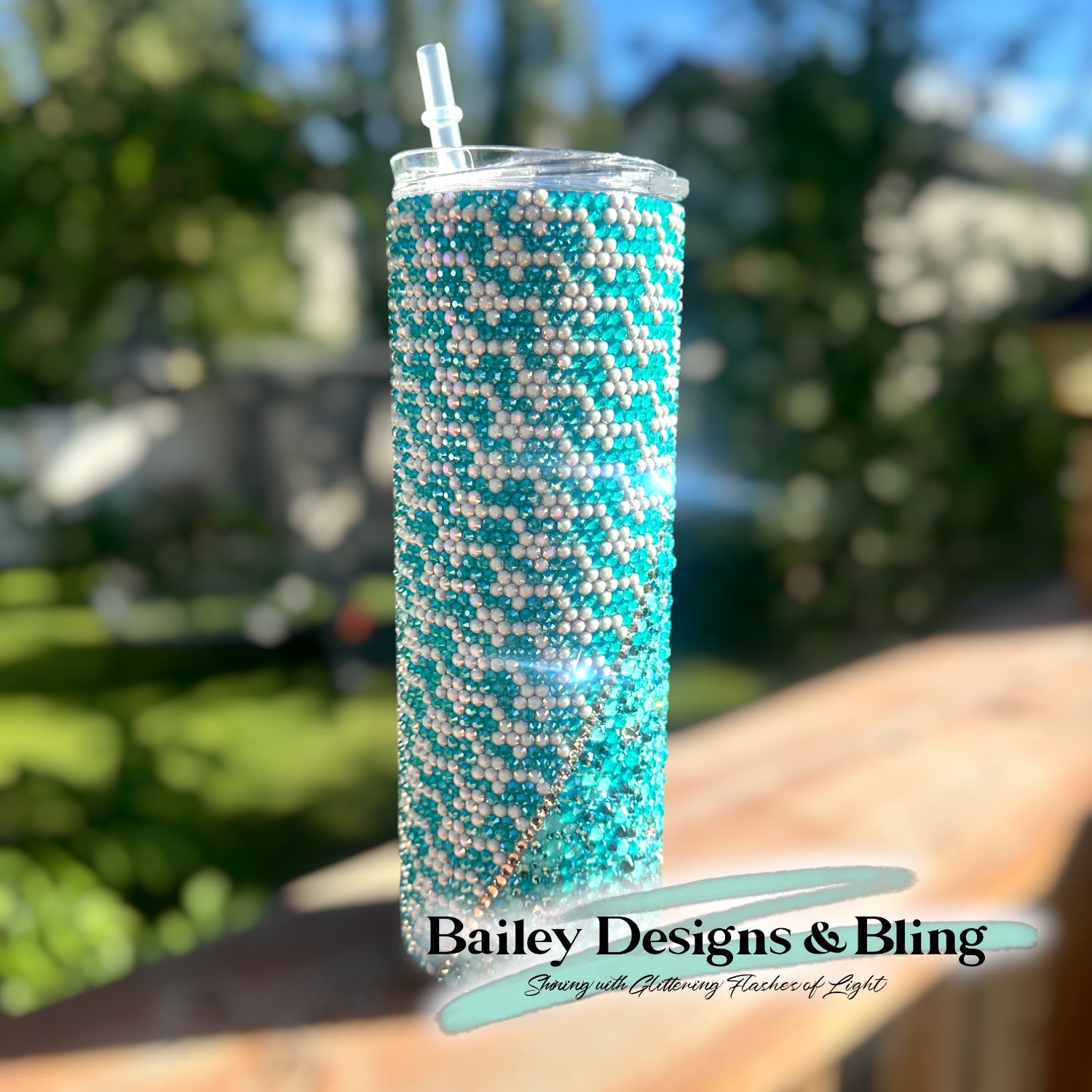Luxe Frost Rhinestone Tumbler Template – SS16 Honeycomb + Scatter Pattern for 20oz Skinny Straight Tumblers